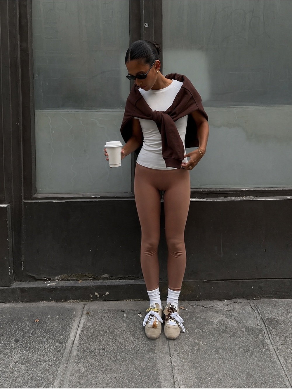 Aritzia TNA Brown High Waisted Leggings Cotton Stretch Minimalist Size S - Picture 15 of 15